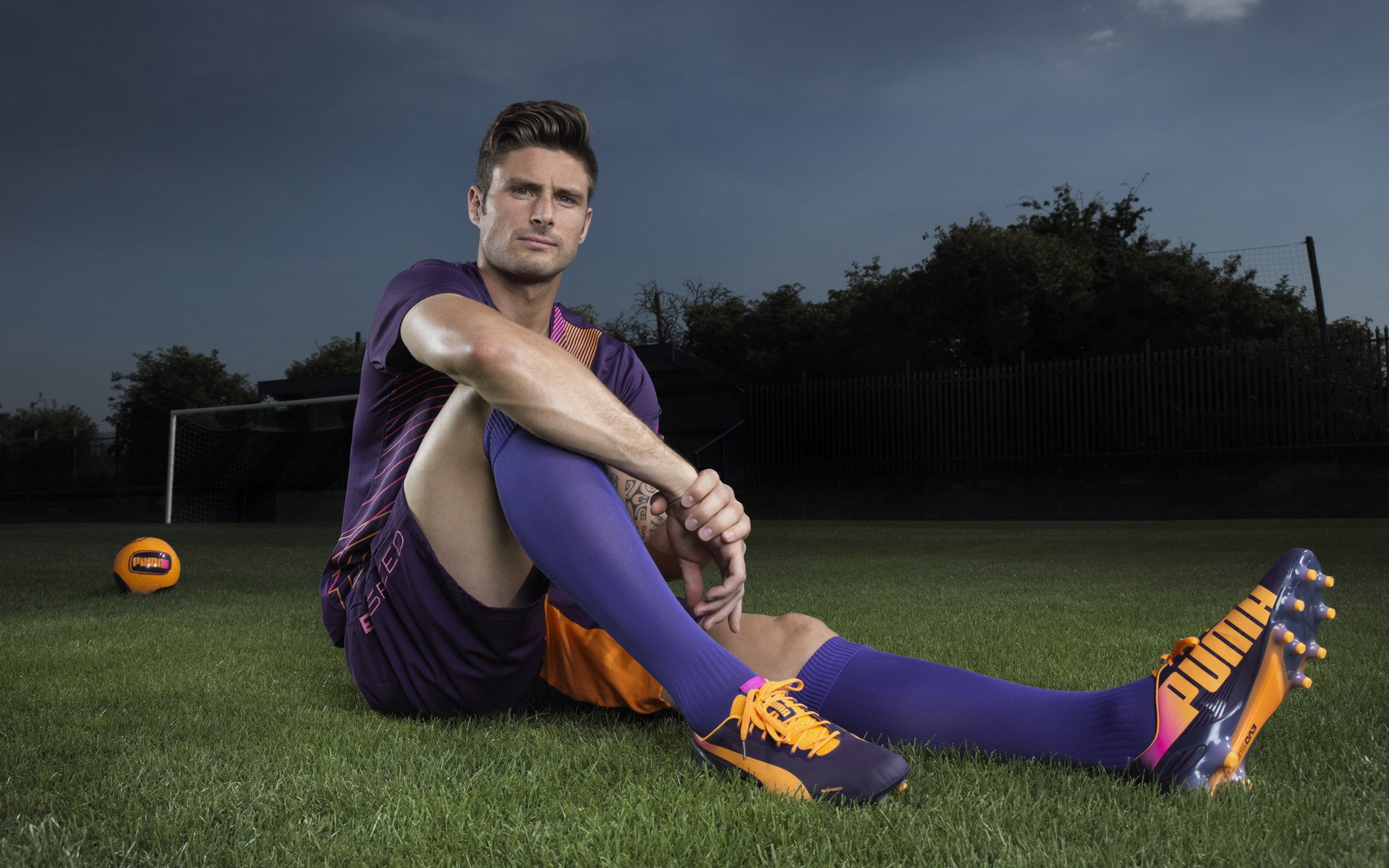 中国马拉松系列赛银川黄河滩地站 生态赛道吸引跑者关注环保议题